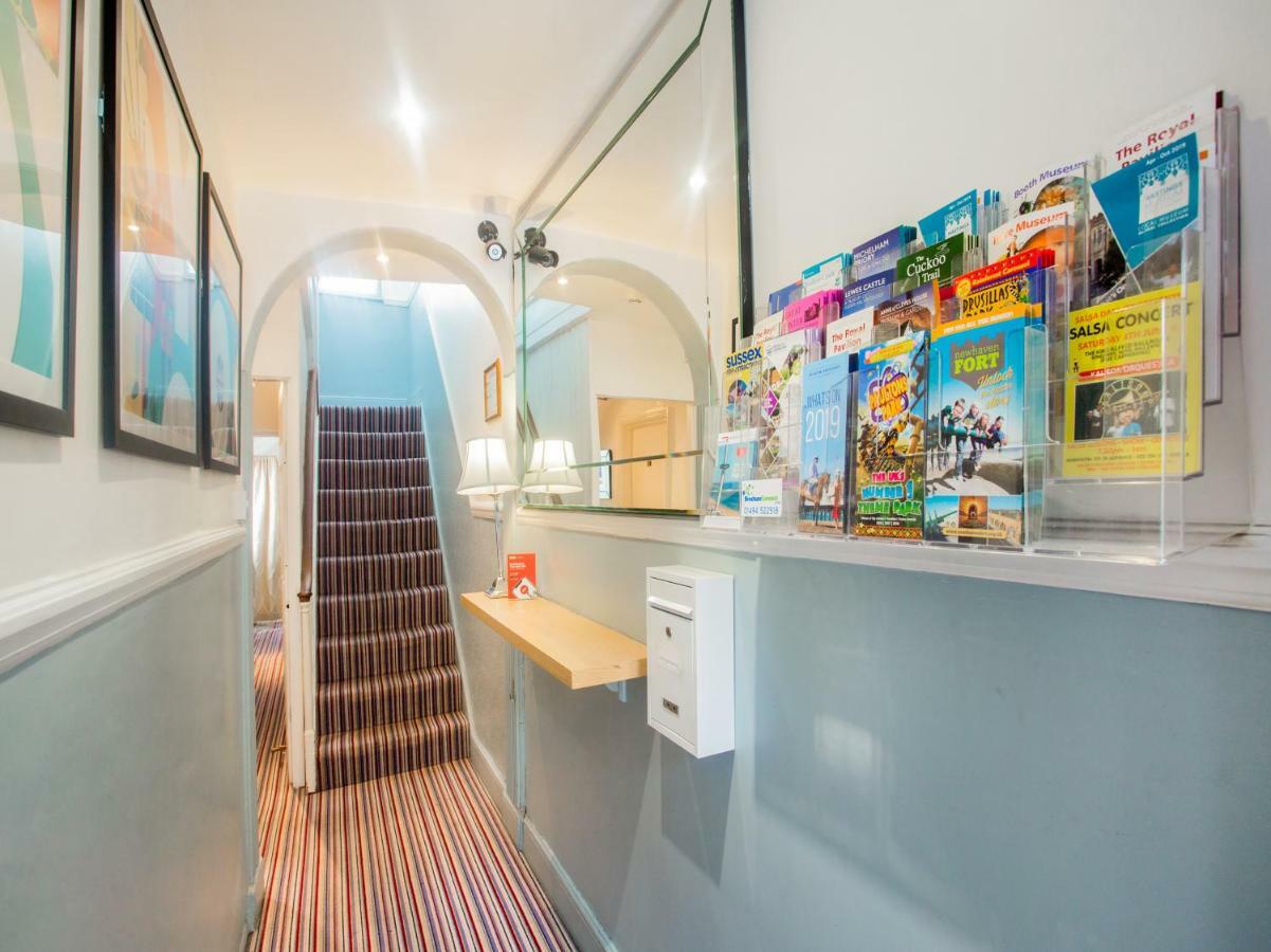 Oyo Lifestyle Hotel Sea Breeze Brighton Екстериор снимка