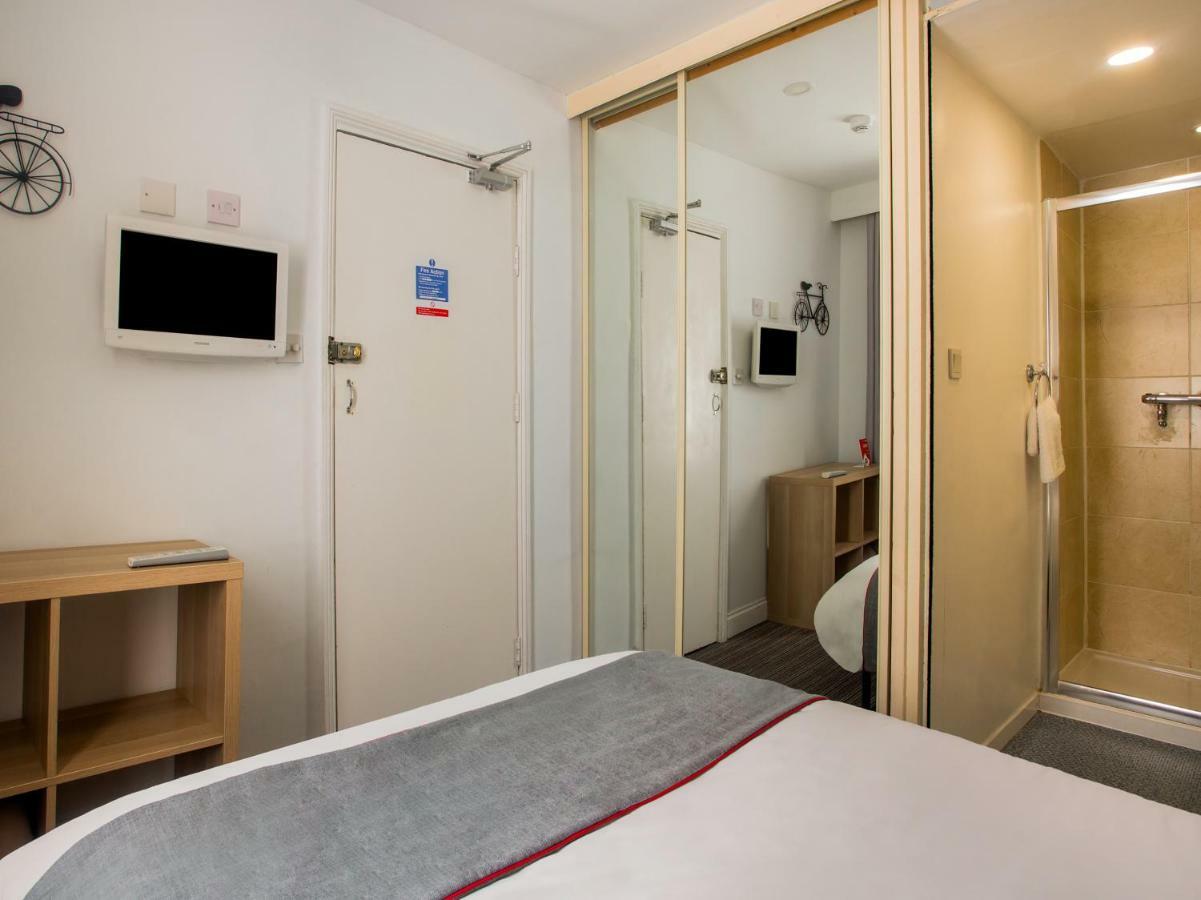 Oyo Lifestyle Hotel Sea Breeze Brighton Екстериор снимка
