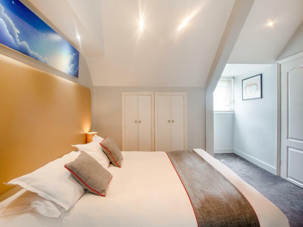 Oyo Lifestyle Hotel Sea Breeze Brighton Екстериор снимка