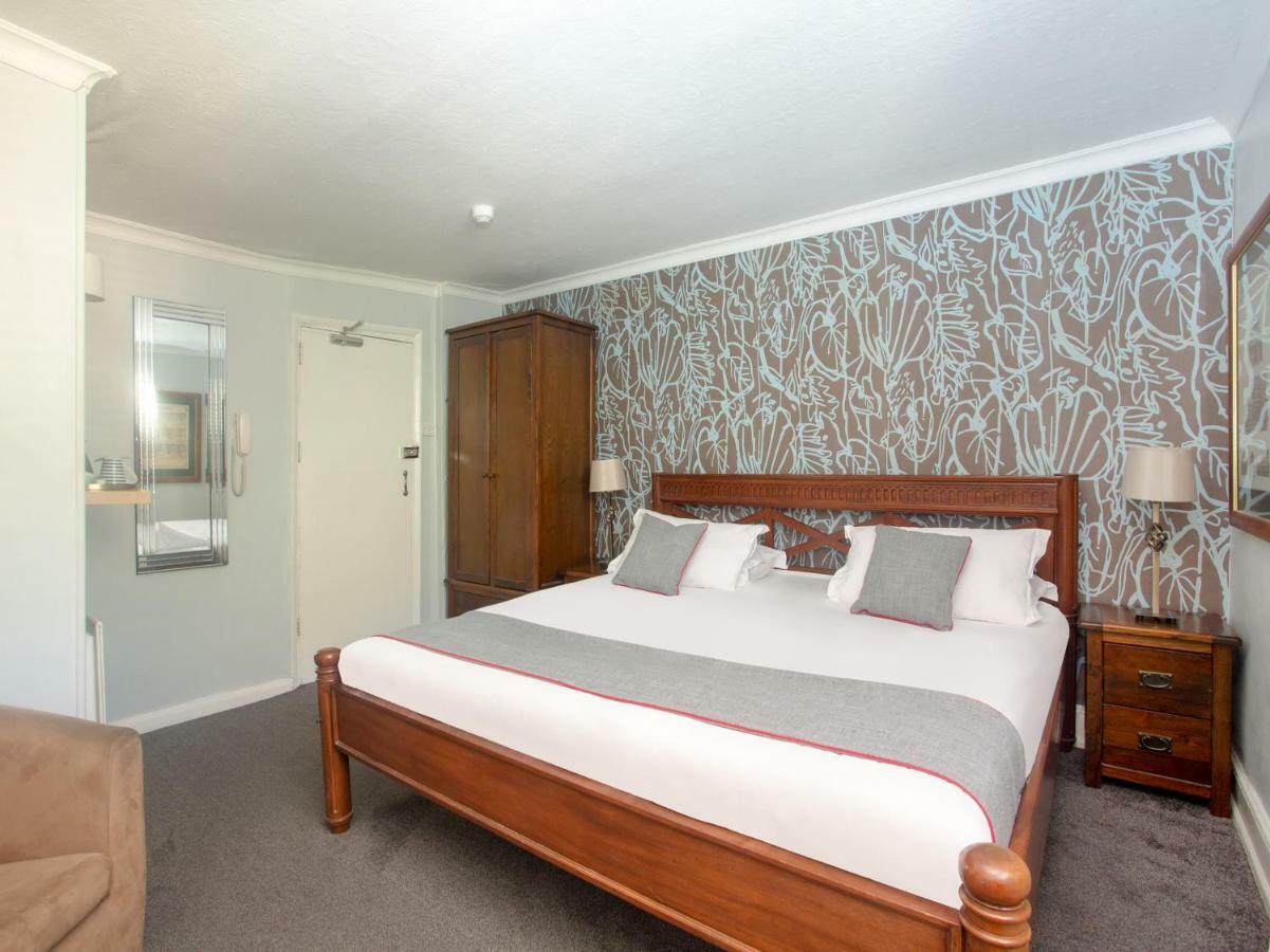Oyo Lifestyle Hotel Sea Breeze Brighton Екстериор снимка